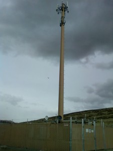 T-Mobile & Cricket monopole in east Spanish Springs